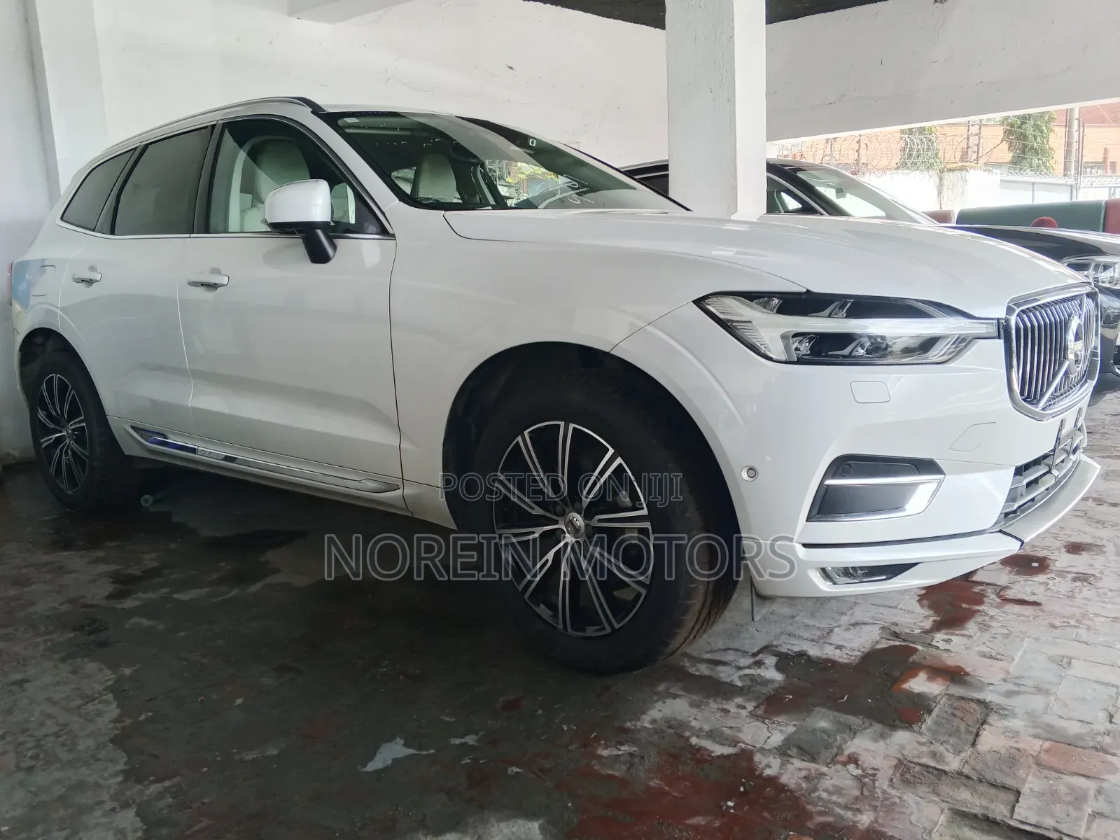 Volvo XC60 2019 White