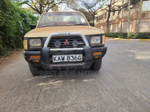 Mitsubishi L200 Single Cab 2.5 TD 4WD 2006 Beige