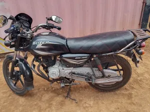 Bajaj Boxer 150 UG 2023 Black