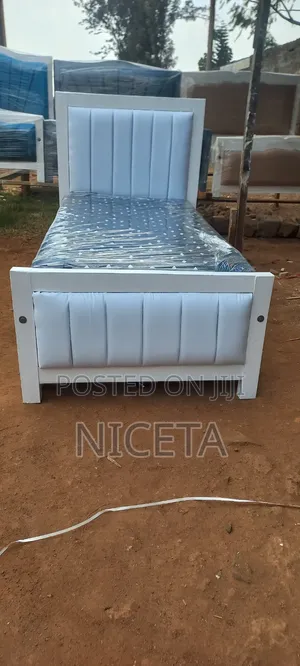 3by6 Bed Under Storage With 8inch Mattres