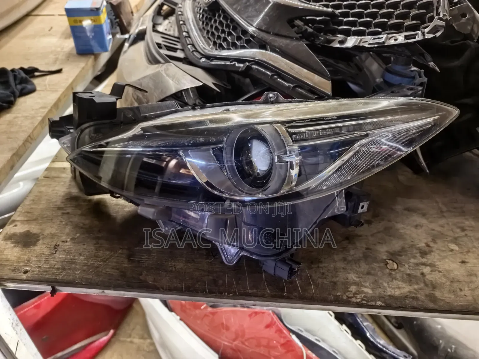 Axela 2014 Headlight