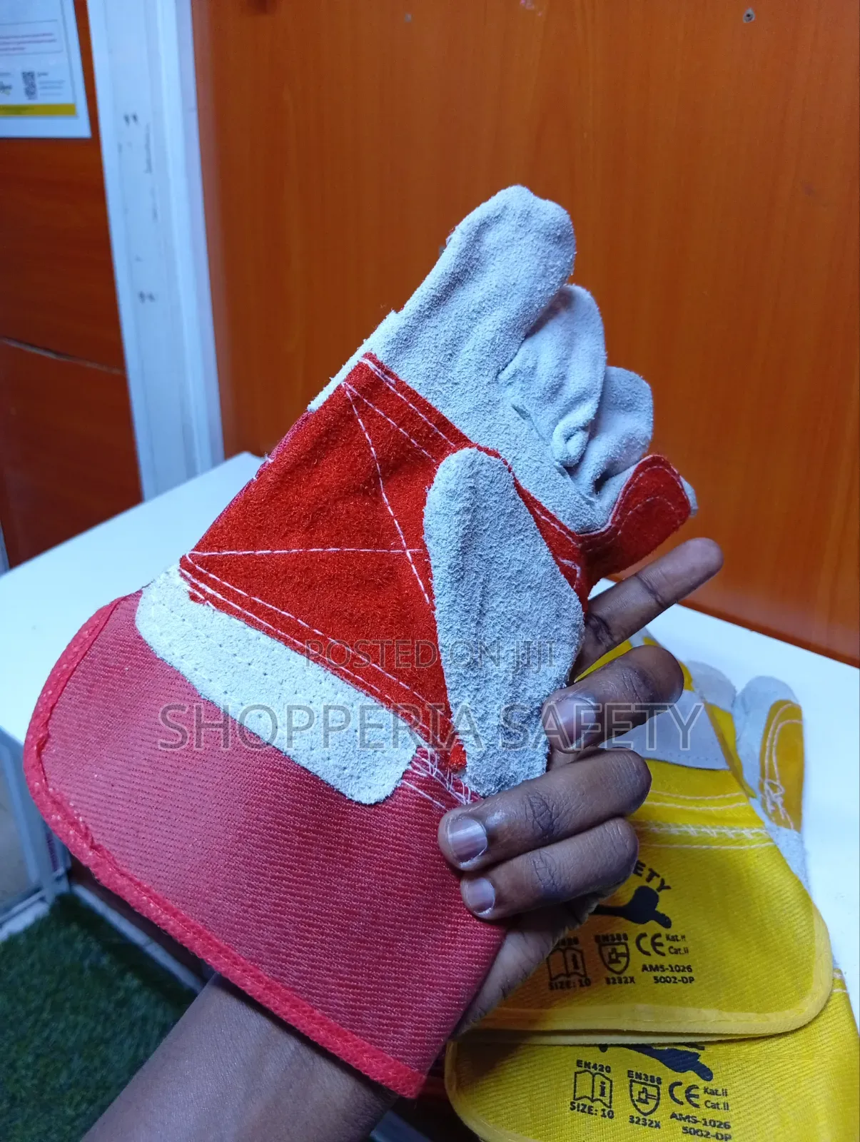 Heavyduty Leather Gloves