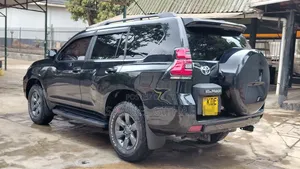 Toyota Land Cruiser 2014 Black