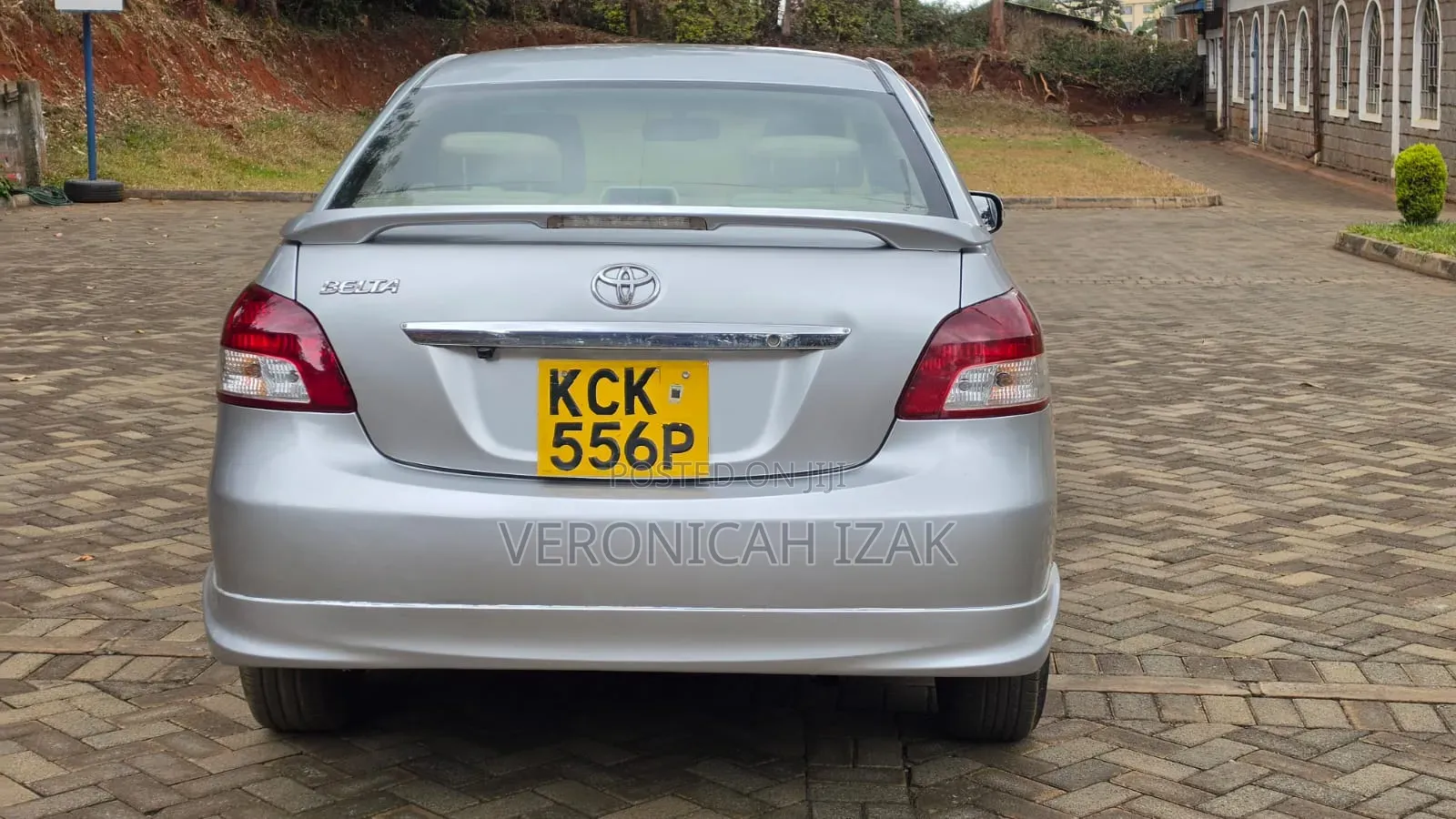 Toyota Belta 2009 Silver