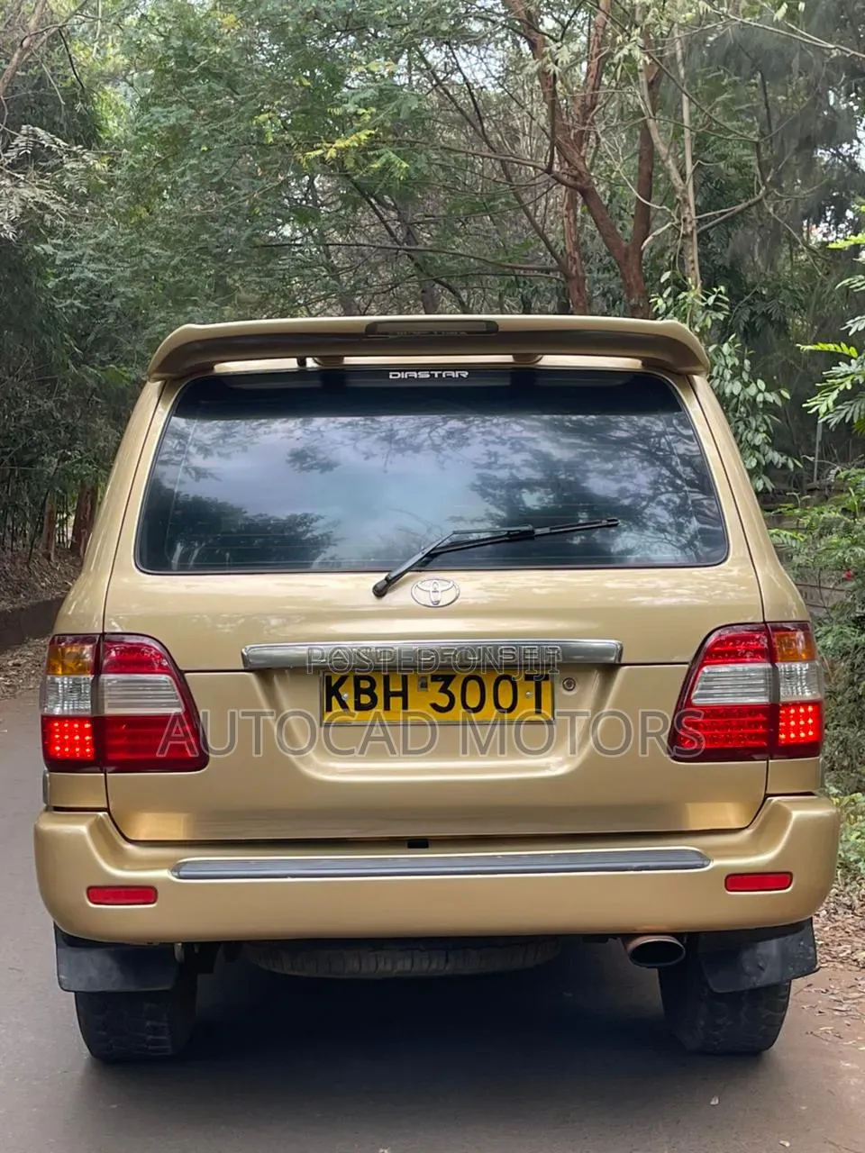 Toyota Land Cruiser 2003 Gold