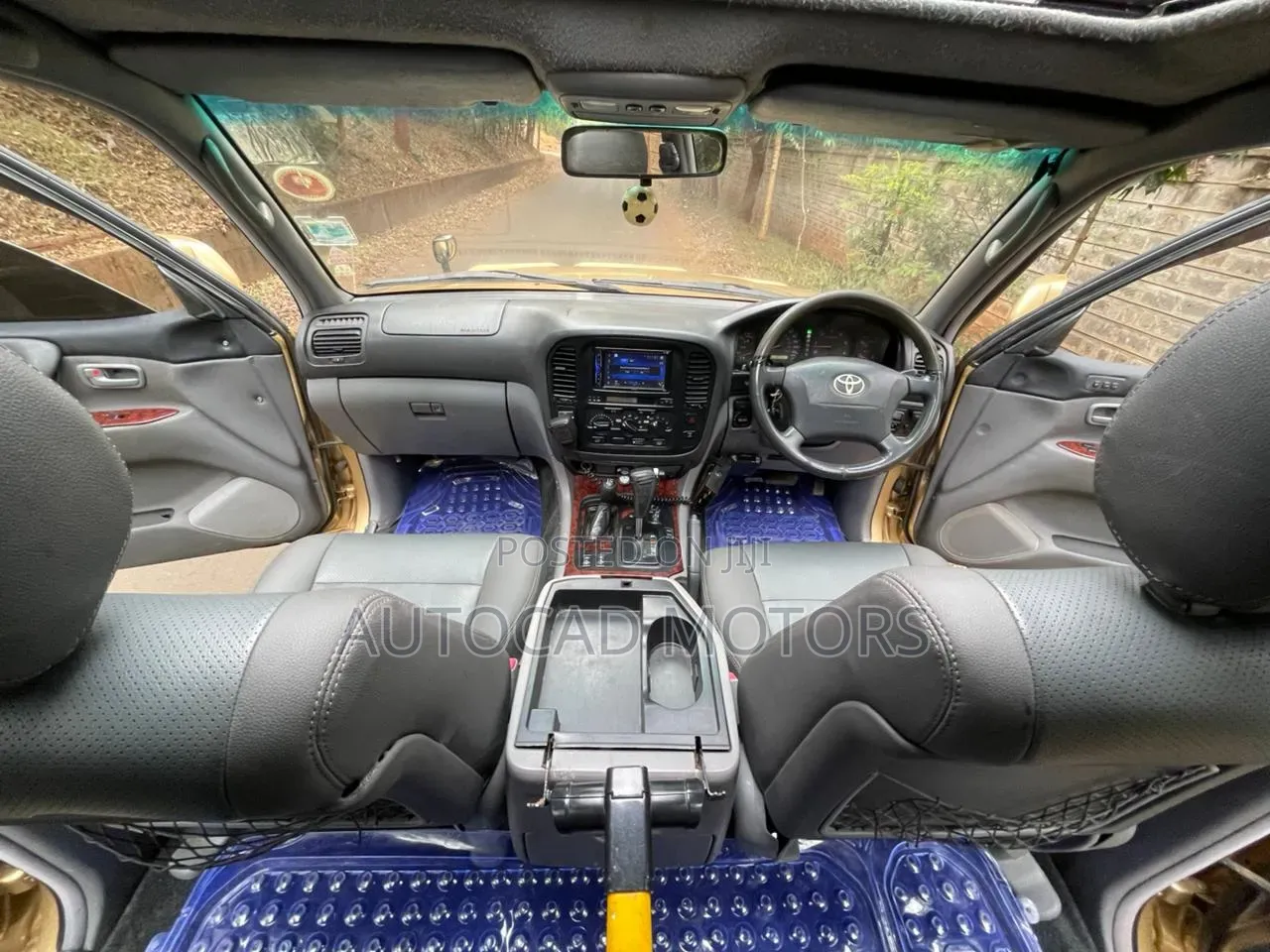 Toyota Land Cruiser 2003 Gold