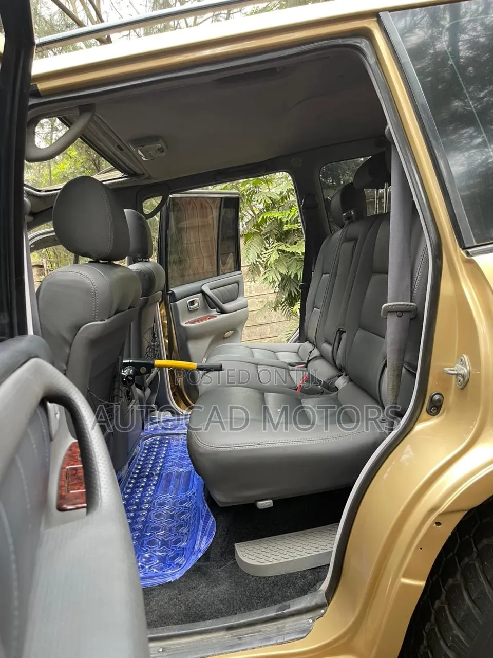 Toyota Land Cruiser 2003 Gold