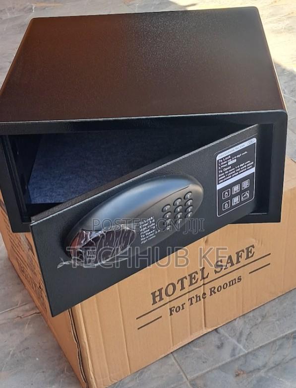 Hotel Electronic Safe Box With Keypad Password Lock