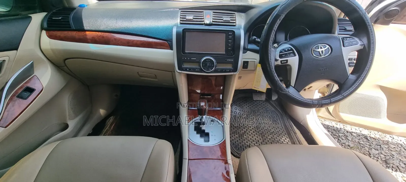 Toyota Premio 2018 White