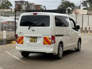 Nissan NV200 2015 White