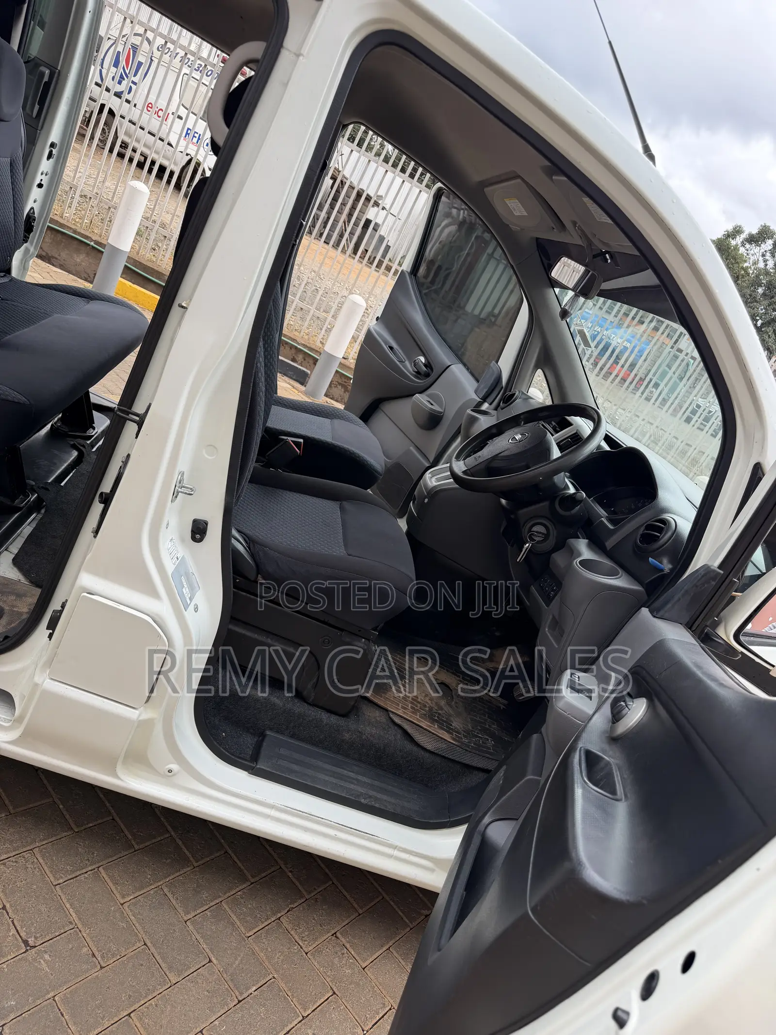 Nissan NV200 2015 White