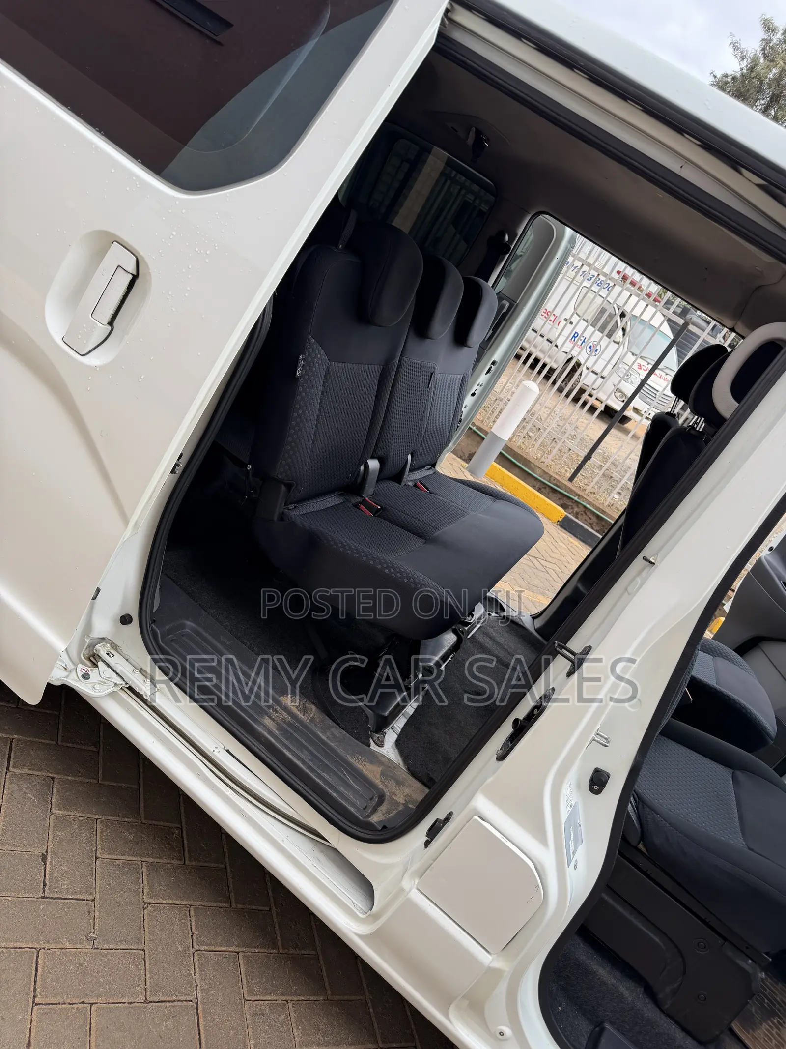 Nissan NV200 2015 White