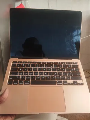 Laptop Apple MacBook Air 2020 16GB Intel Core i7 SSD 256GB