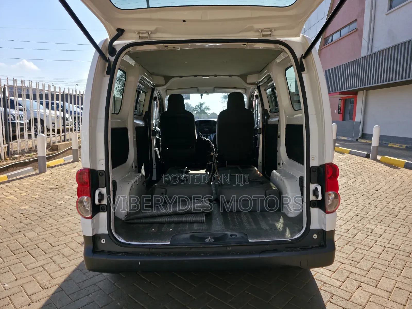 Nissan NV200 2014 White