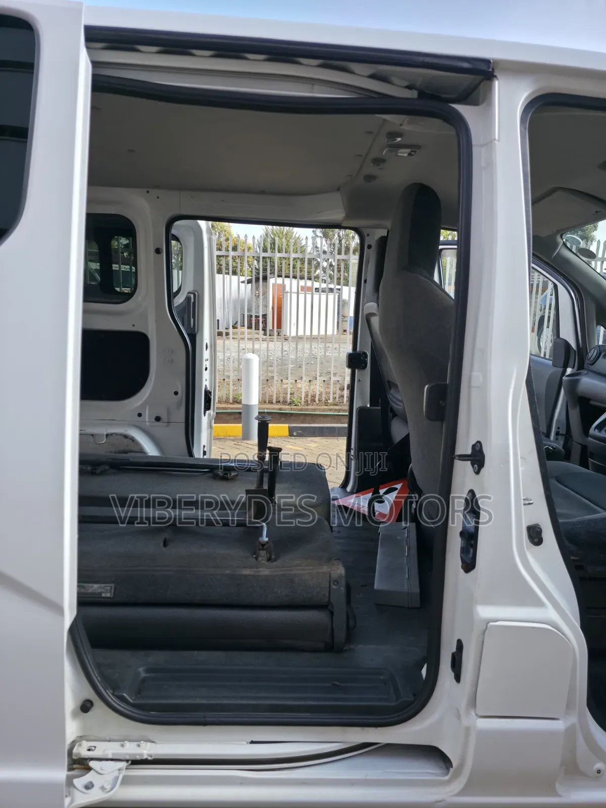 Nissan NV200 2014 White