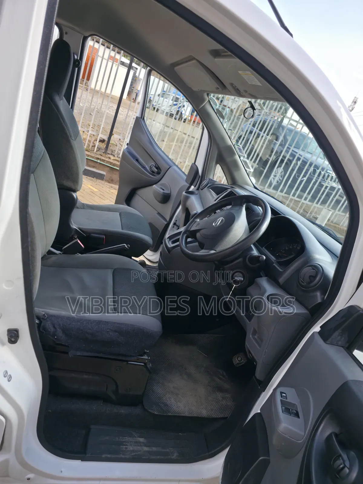 Nissan NV200 2014 White