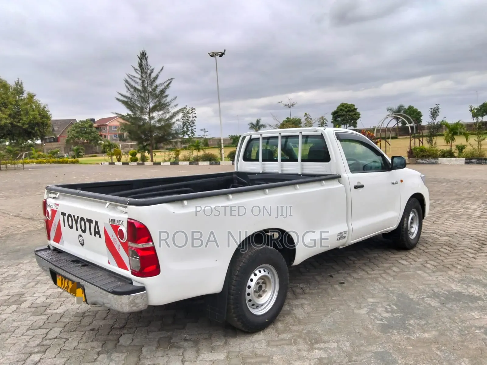 Toyota Hilux 2.5 D-4D SRX 2011 Pearl