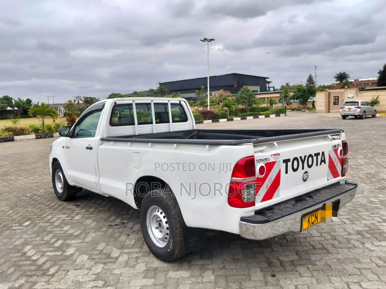 Toyota Hilux 2.5 D-4D SRX 2011 Pearl