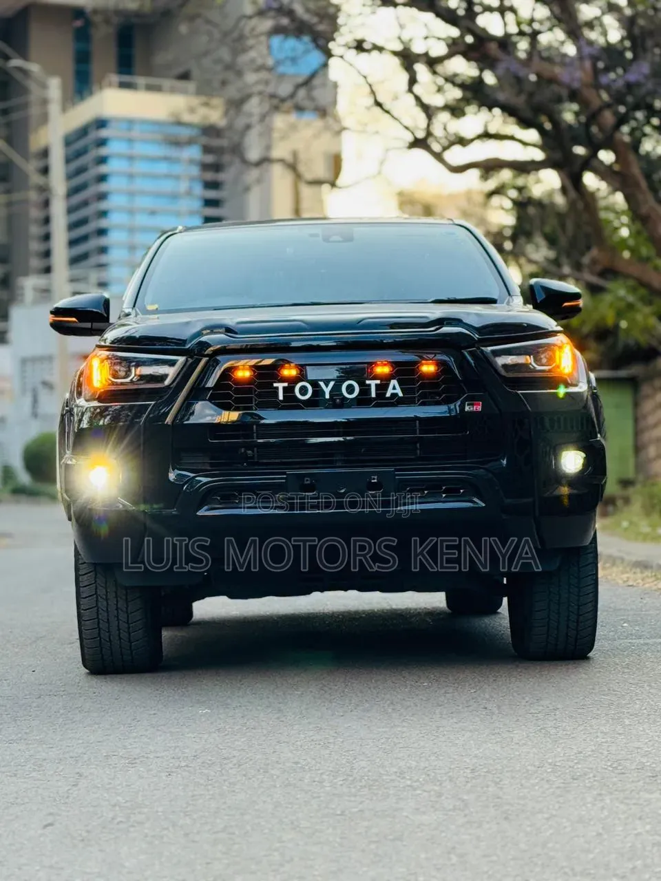 Toyota Hilux 2022 Black