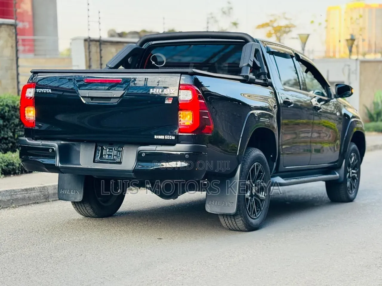 Toyota Hilux 2022 Black