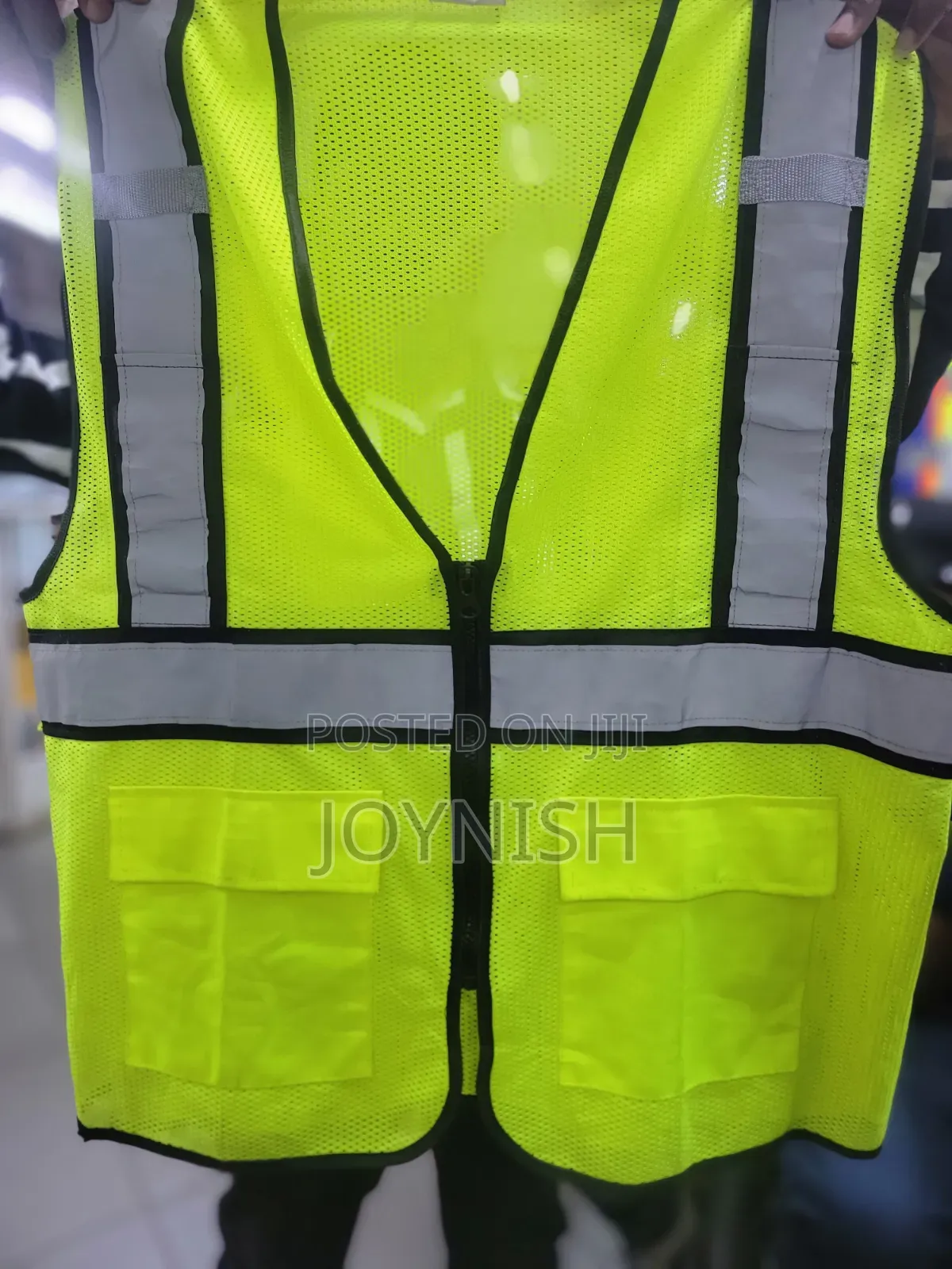 Mesh Reflector