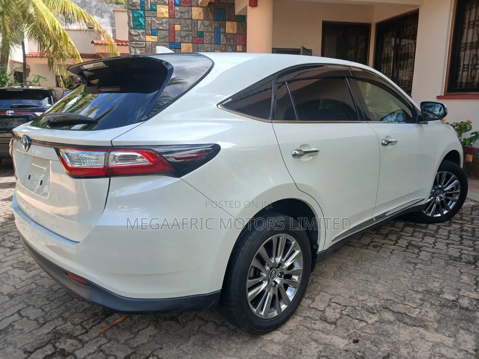 Toyota Harrier 2019 White