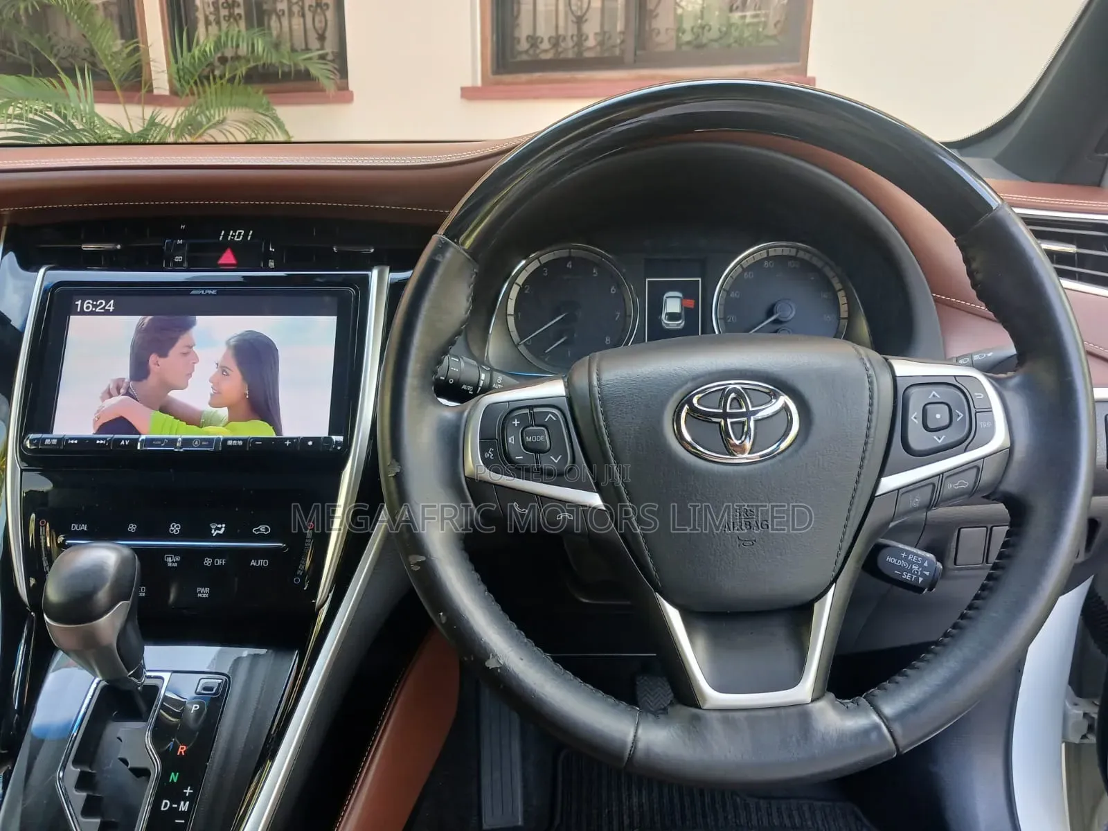 Toyota Harrier 2019 White