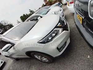 Nissan X-Trail 2017 White
