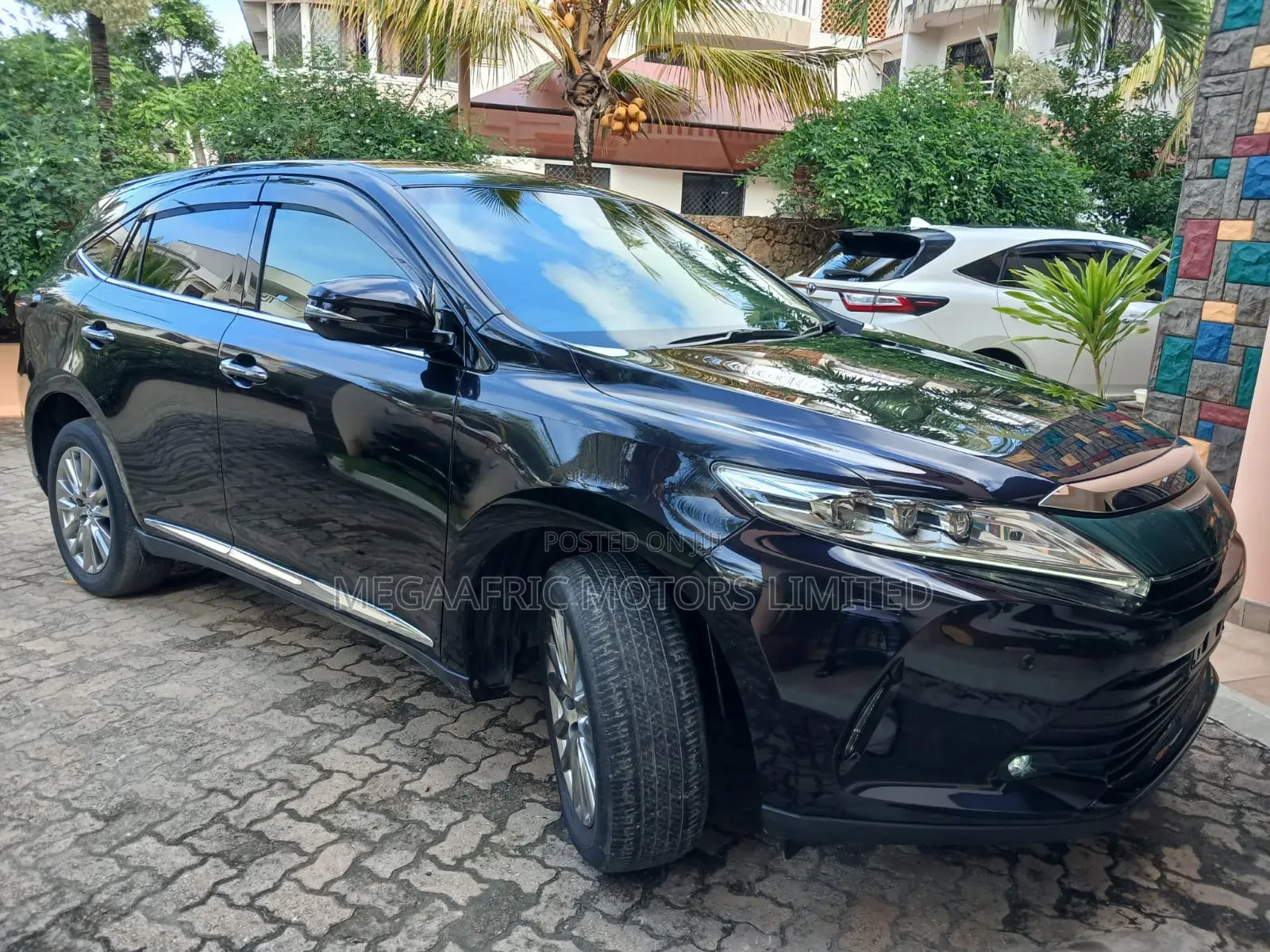 Toyota Harrier 2019 Black