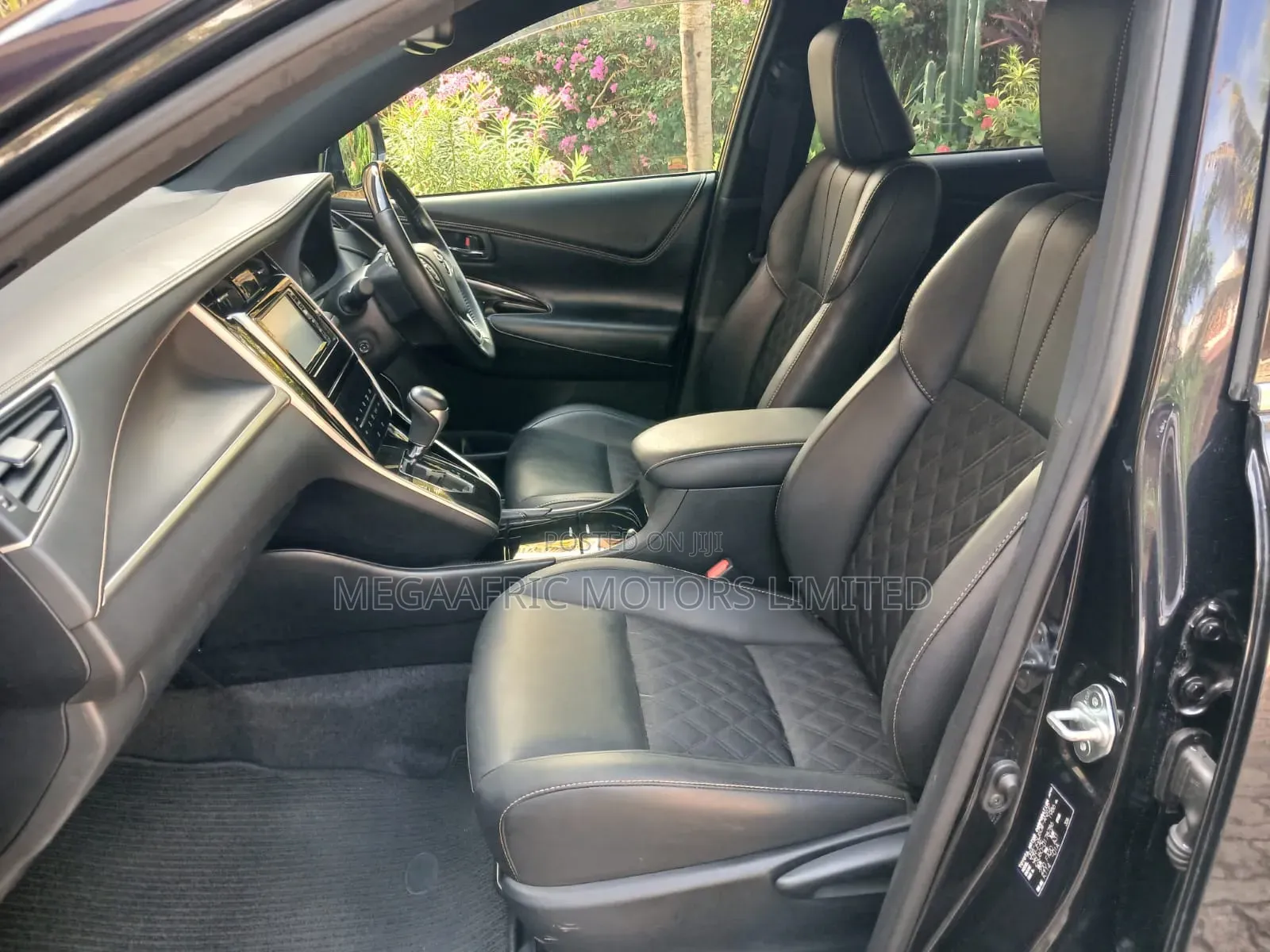 Toyota Harrier 2019 Black