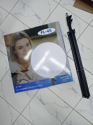 FL-45 18 Inch Adjustable LED Light for Makeup Photography and Video