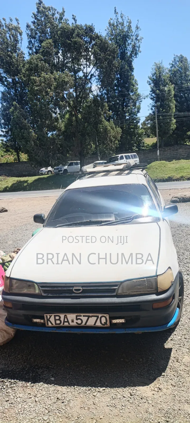 Toyota Corolla 2003 White