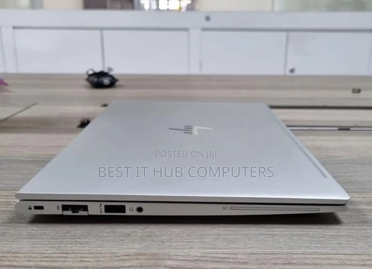 Laptop HP EliteBook 640 G10 16GB Intel Core i7 SSD 512GB