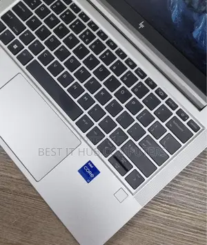 Laptop HP EliteBook 640 G10 16GB Intel Core i7 SSD 512GB