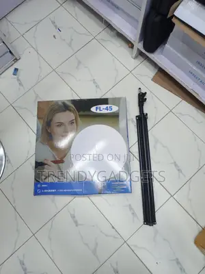 FL-45 18 Inch Adjustable LED Light for Makeup Photography and Video