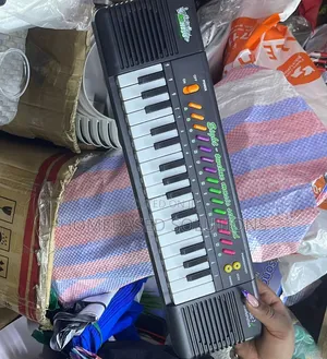*32 Keys Musical Piano for Kids*
▪ Colour: Black