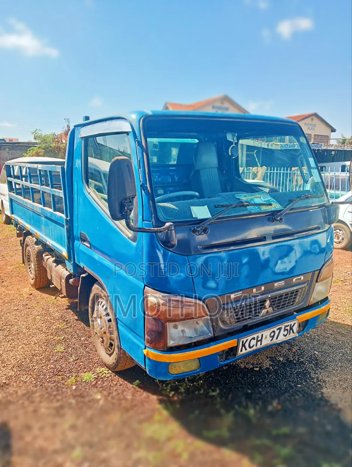 Mitsubishi Fuso 2008 Blue