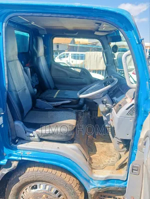 Mitsubishi Fuso 2008 Blue