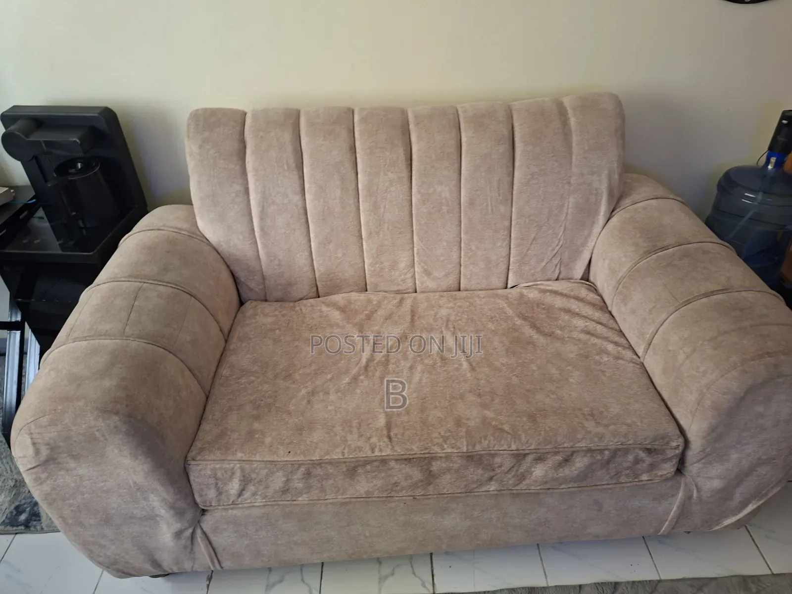 5 Seater Sofa Slightly Used Perfect Condition