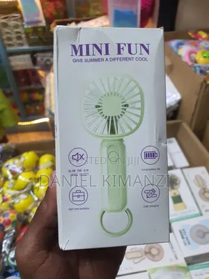 Simply and Fancy Mini Fan