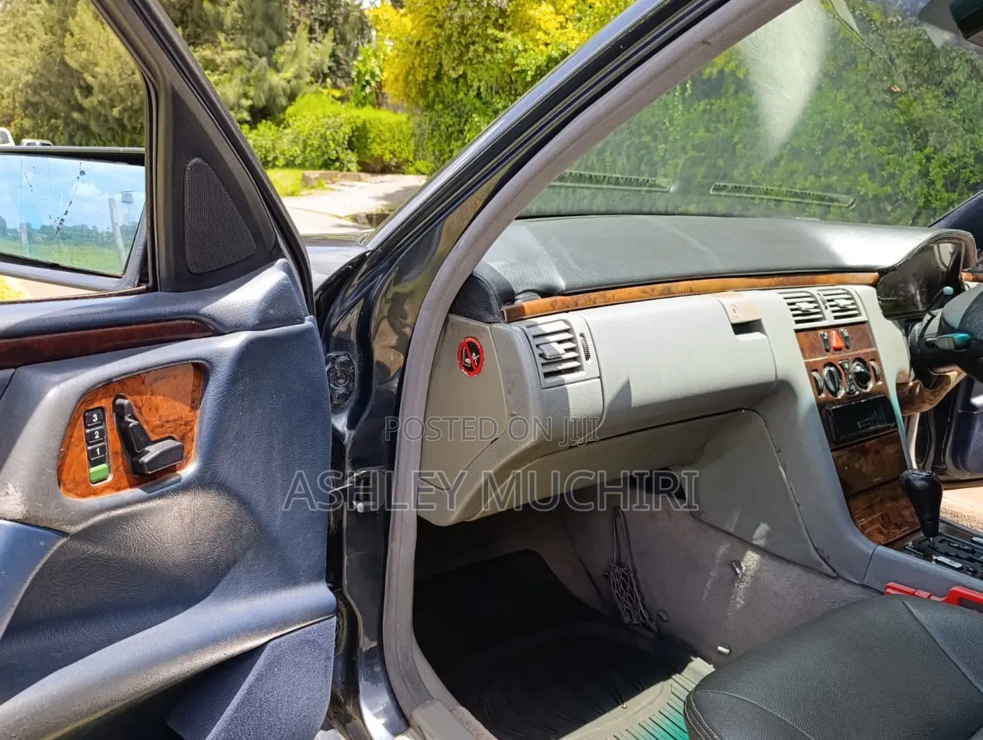 Mercedes-Benz E200 1998 Blue