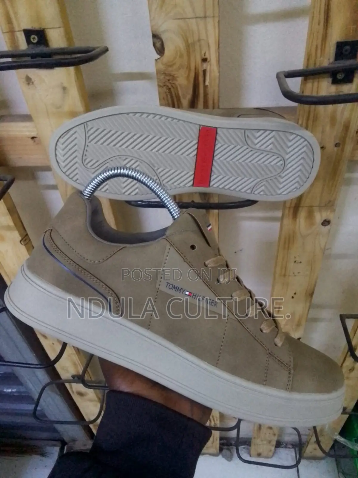 Tommy Smart Casuals Mid Cut