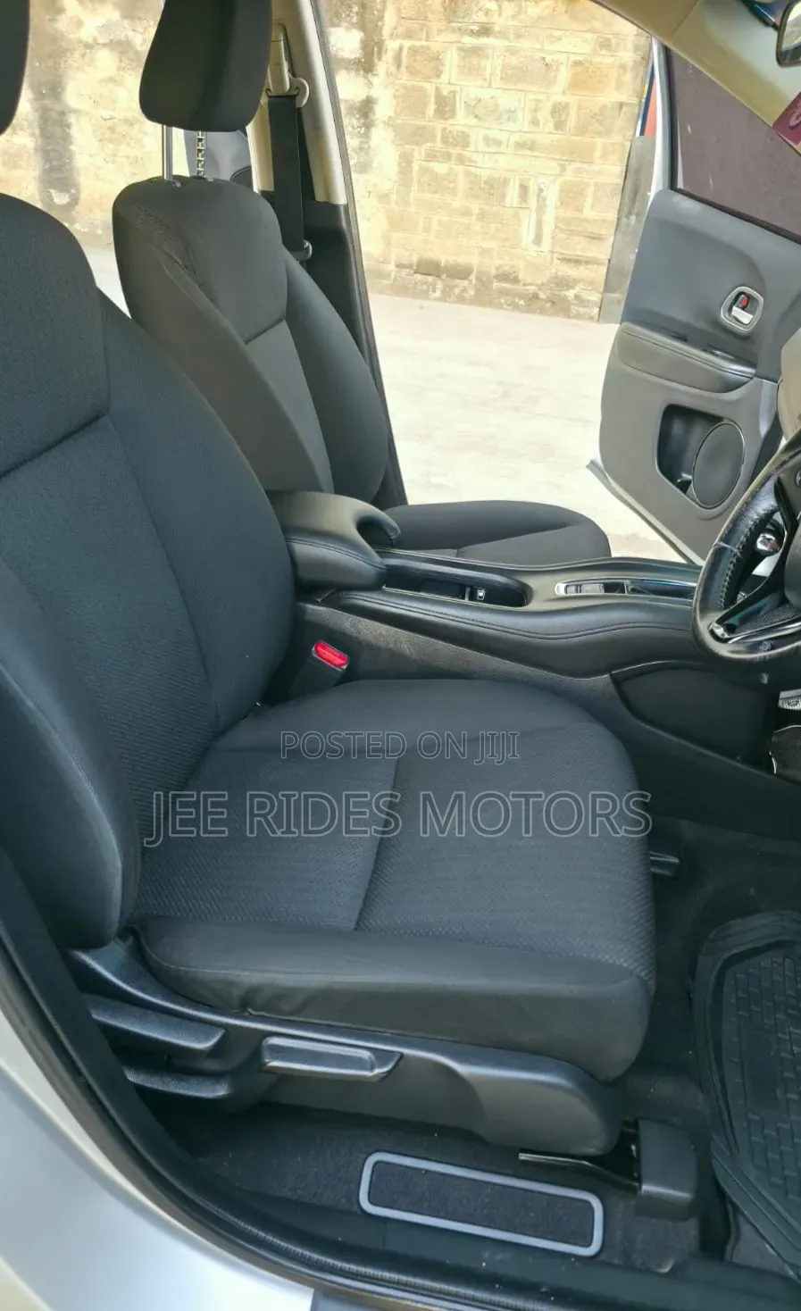 Honda Vezel 2015 Silver