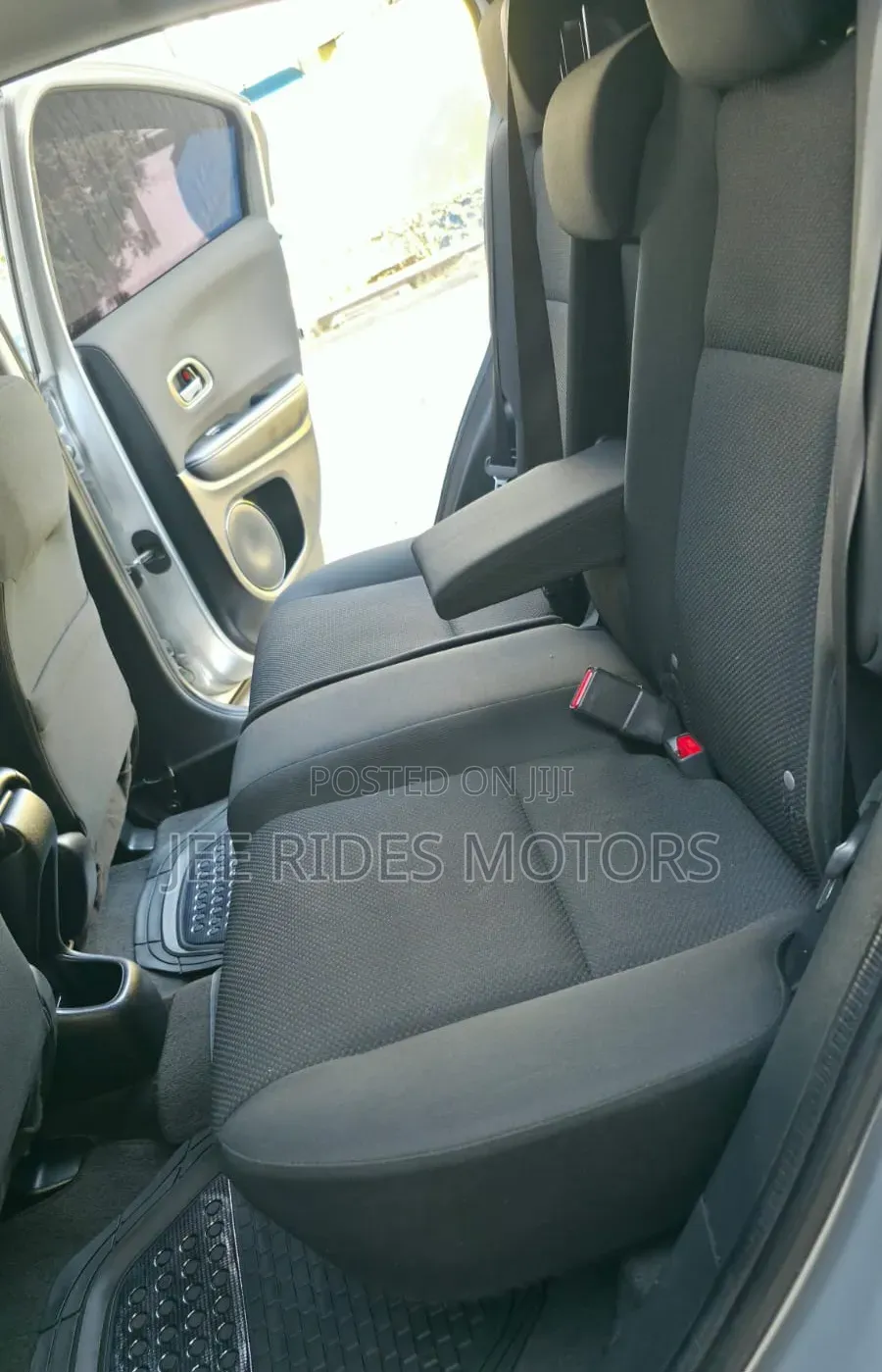 Honda Vezel 2015 Silver