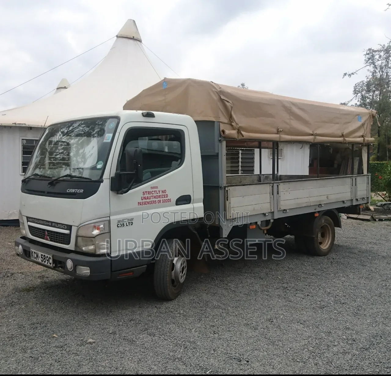 Mitsubishi Canter 3,000cc