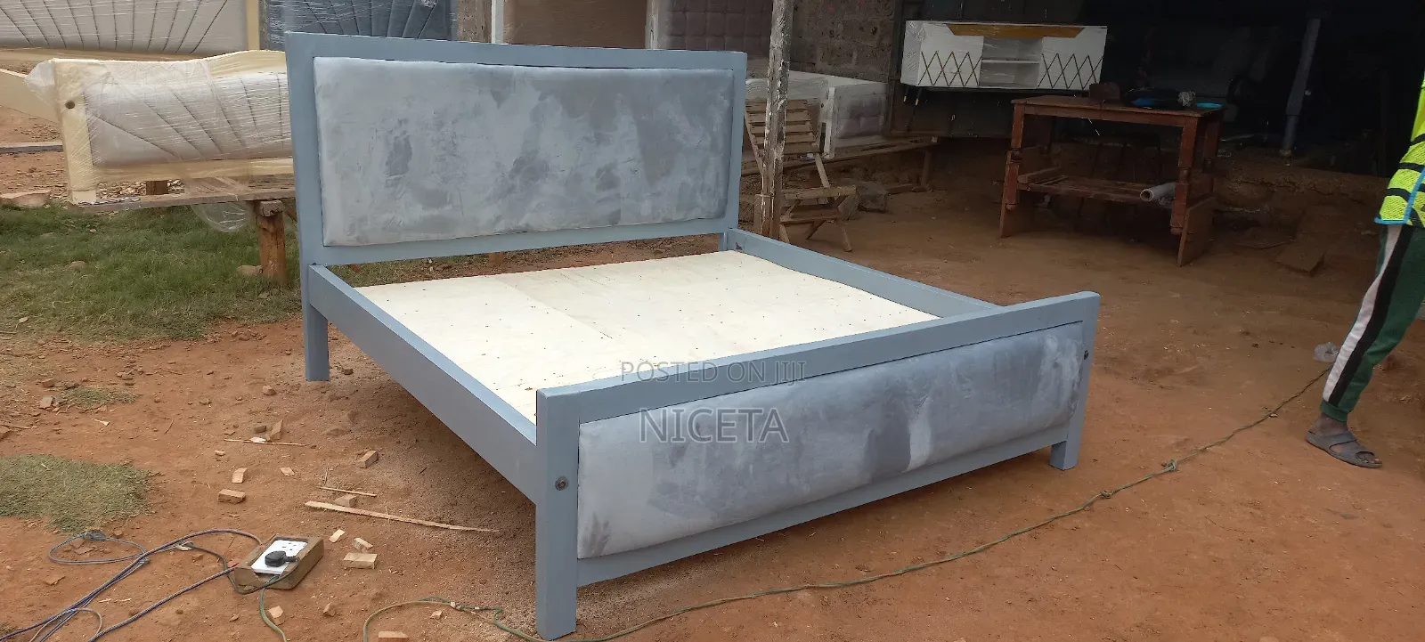 Mocket Bed 6by6 (Grèy 6*6;&>