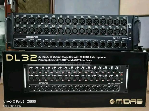 Midas DL32 Stage Box Digital Mixer