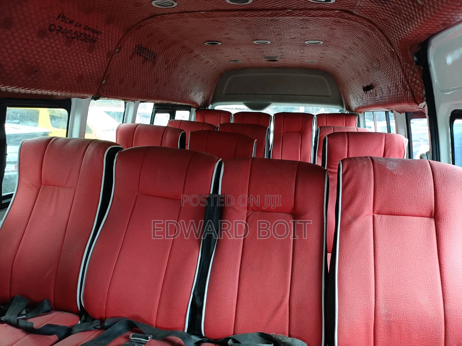 Toyota HiAce 2019 White