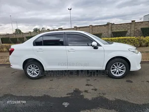 Toyota Axio 2017 Pearl