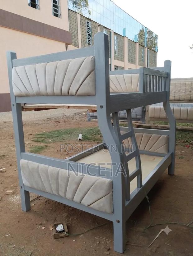 Double Decker or Bunk Bed Morden Design 4by6/3.5